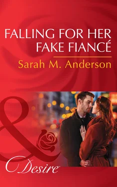 Sarah M. Anderson Falling For Her Fake Fiancé обложка книги