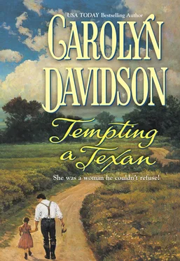 Carolyn Davidson Tempting A Texan обложка книги