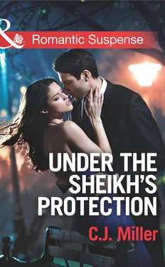 C.J. Miller Under the Sheik's Protection обложка книги
