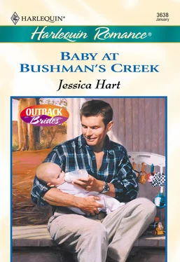 Jessica Hart Baby At Bushman's Creek обложка книги