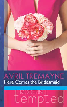 Avril Tremayne Here Comes the Bridesmaid обложка книги