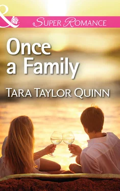 Tara Taylor Quinn Once a Family обложка книги