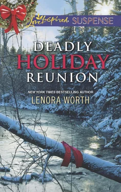 Lenora Worth Deadly Holiday Reunion обложка книги
