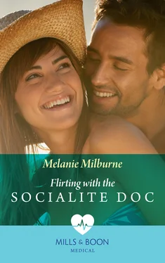 Melanie Milburne Flirting with the Socialite Doc обложка книги