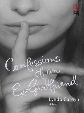 Lynda Curnyn Confessions Of An Ex-Girlfriend обложка книги