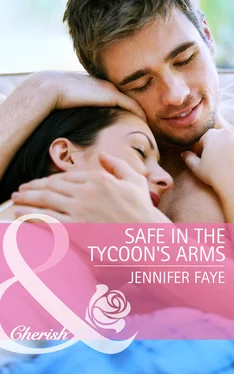 Jennifer Faye Safe in the Tycoon's Arms обложка книги