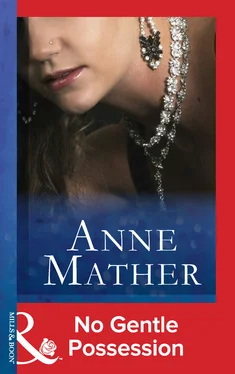 Anne Mather No Gentle Possession обложка книги