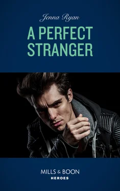 Jenna Ryan A Perfect Stranger обложка книги