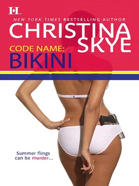 Christina Skye Code Name: Bikini обложка книги