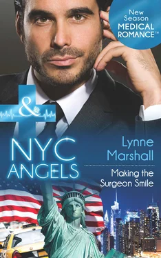 Lynne Marshall NYC Angels: Making the Surgeon Smile обложка книги