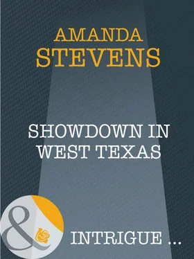 Amanda Stevens Showdown in West Texas обложка книги