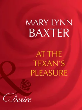 Mary Lynn At The Texan's Pleasure обложка книги