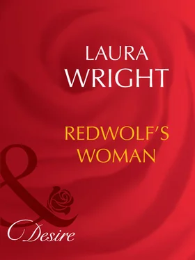 Laura Wright Redwolf's Woman обложка книги