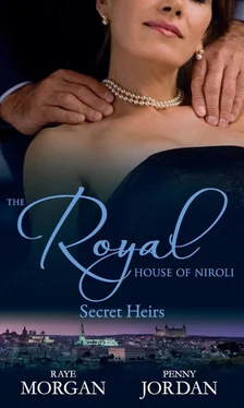 Penny Jordan The Royal House of Niroli: Secret Heirs обложка книги