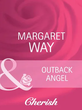 Margaret Way Outback Angel обложка книги