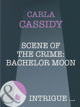 Carla Cassidy Scene of the Crime: Bachelor Moon обложка книги