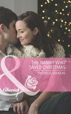 Michelle Douglas The Nanny Who Saved Christmas обложка книги