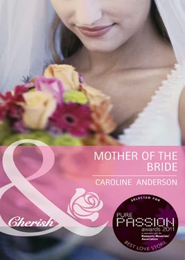 Caroline Anderson Mother of the Bride обложка книги