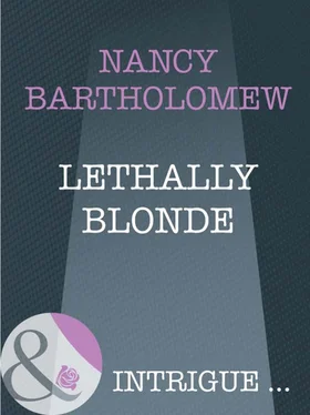 Nancy Bartholomew Lethally Blonde обложка книги