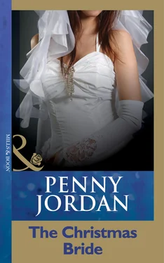 Penny Jordan The Christmas Bride обложка книги