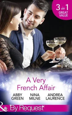 Abby Green A Very French Affair обложка книги