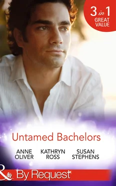 Susan Stephens Untamed Bachelors обложка книги