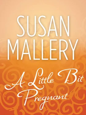 Susan Mallery A Little Bit Pregnant обложка книги