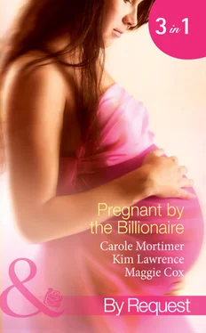 Carole Mortimer Pregnant by the Billionaire обложка книги