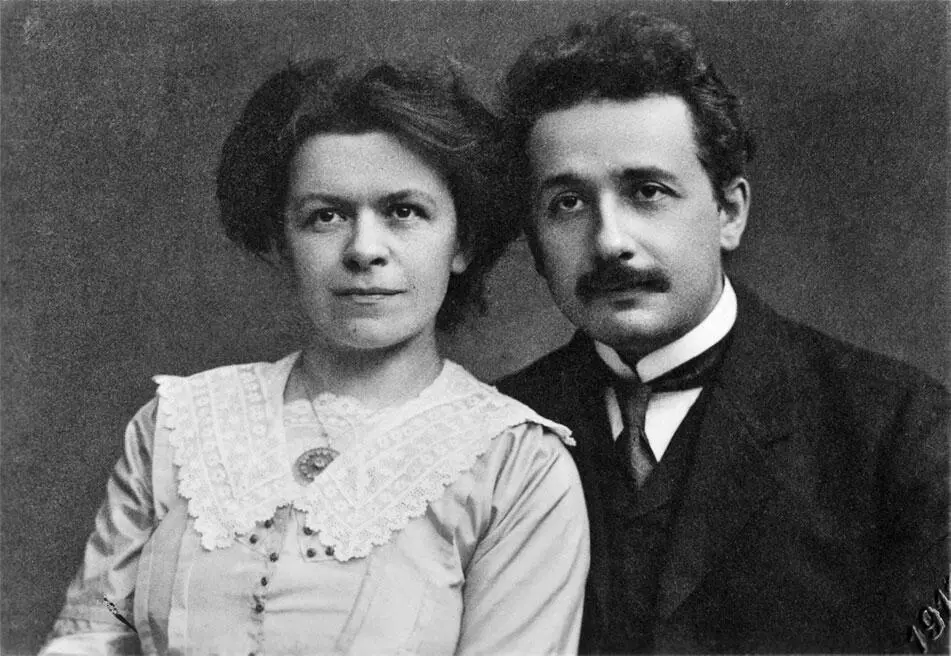 Милева Марич и Альберт Эйнштейн 1912 г Милева Марич и Альберт Эйнштейн с - фото 110