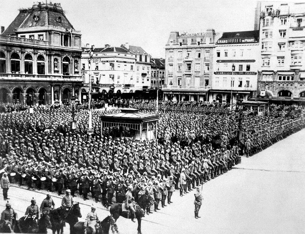 Оккупация Брюсселя немецкими войсками Август 1914 г Вы высокочтимый мэтр - фото 30