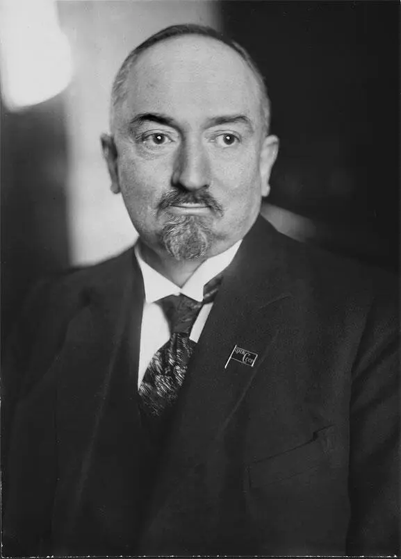 Георгий Васильевич Чичерин 18721936 В числе гостей из советской России был - фото 39