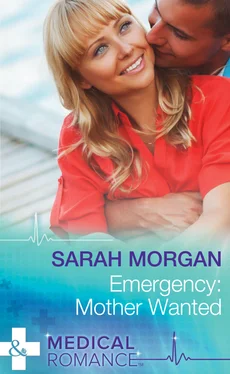 Sarah Morgan Emergency: Mother Wanted обложка книги