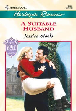 Jessica Steele A Suitable Husband обложка книги