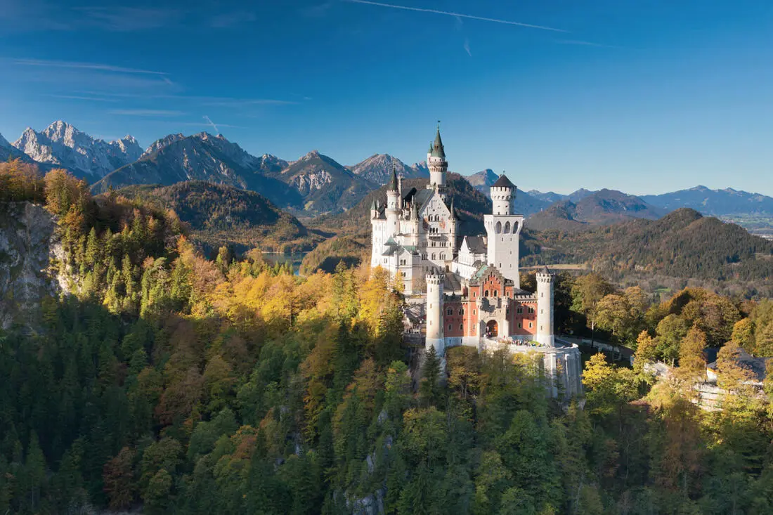 Neuschwanstein is a nineteenthcentury palace in southern Germany with a - фото 6
