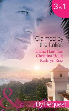 Christina Hollis Claimed by the Italian обложка книги