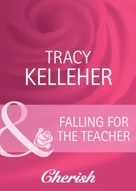 Tracy Kelleher Falling for the Teacher обложка книги