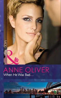 Anne Oliver When He Was Bad... обложка книги