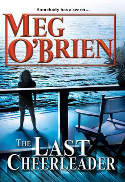 Meg O'Brien The Last Cheerleader обложка книги