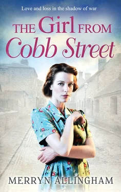 Merryn Allingham The Girl From Cobb Street обложка книги
