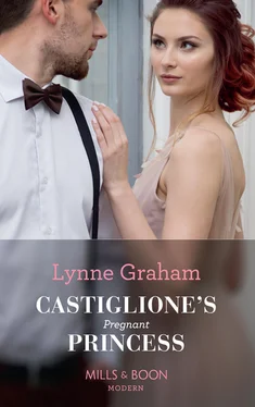 Lynne Graham Castiglione's Pregnant Princess обложка книги