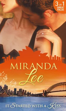 Miranda Lee It Started With A Kiss обложка книги