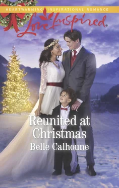 Belle Calhoune Reunited At Christmas обложка книги