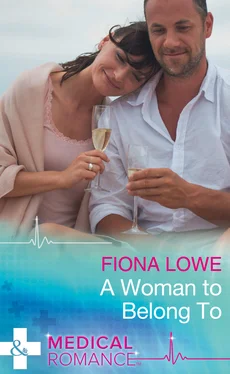 Fiona Lowe A Woman To Belong To обложка книги