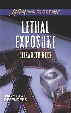 Elisabeth Rees Lethal Exposure обложка книги