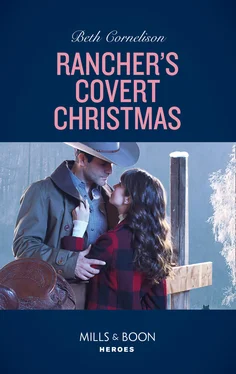 Beth Cornelison Rancher's Covert Christmas обложка книги