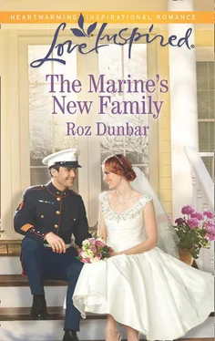 Roz Dunbar The Marine's New Family обложка книги