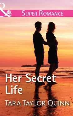 Tara Taylor Quinn Her Secret Life обложка книги