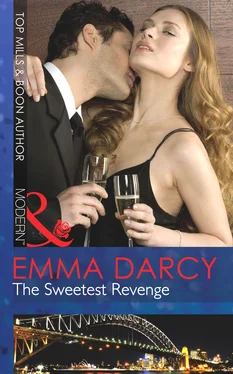 Emma Darcy The Sweetest Revenge обложка книги
