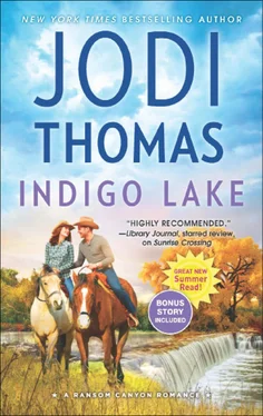 Jodi Thomas Indigo Lake обложка книги