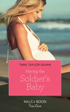 Tara Taylor Quinn Having The Soldier's Baby обложка книги